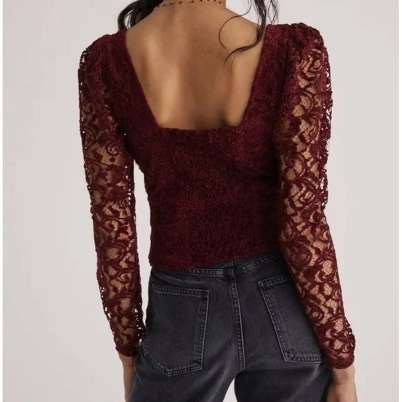 Sweetheart Lace Top - Picture 3 of 11